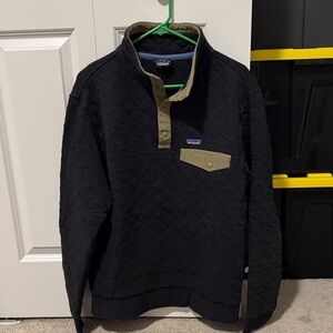 Patagonia Black and Tan Quilted Pullover. Daily Snap-T Pullover